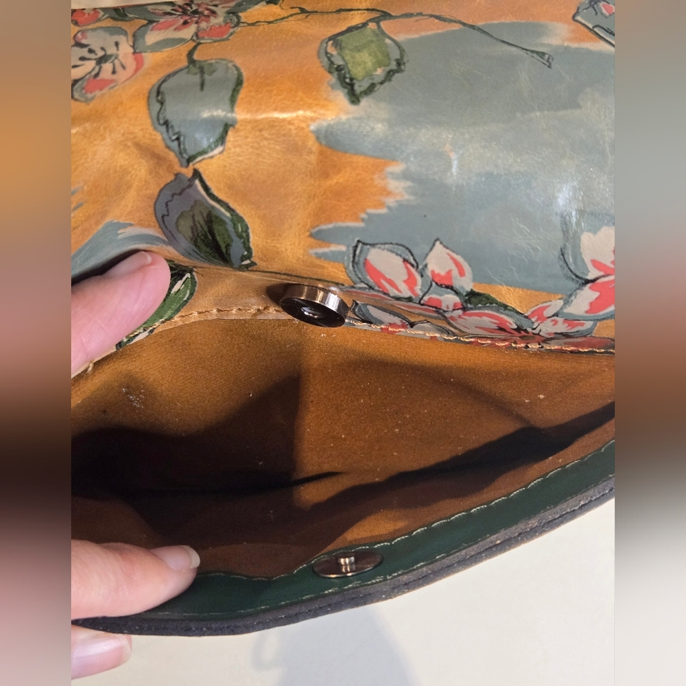Patricia Nash "Beautiful Girl" Collection Crossbody - Picture 6 of 12